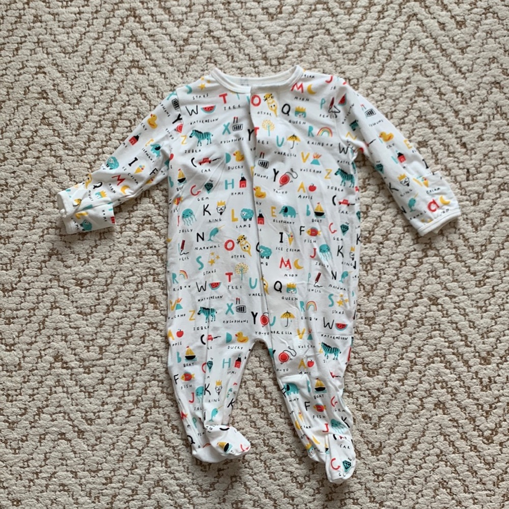 Magnetic Me Alphabet Footie
